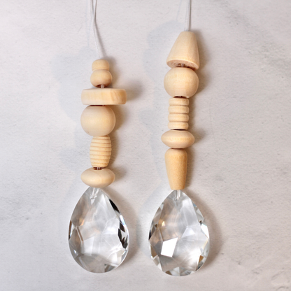 Sonnenfänger DIY Set – 10x Bastelset mit Kristallen, Perlen & Faden - Holzperlen Hell