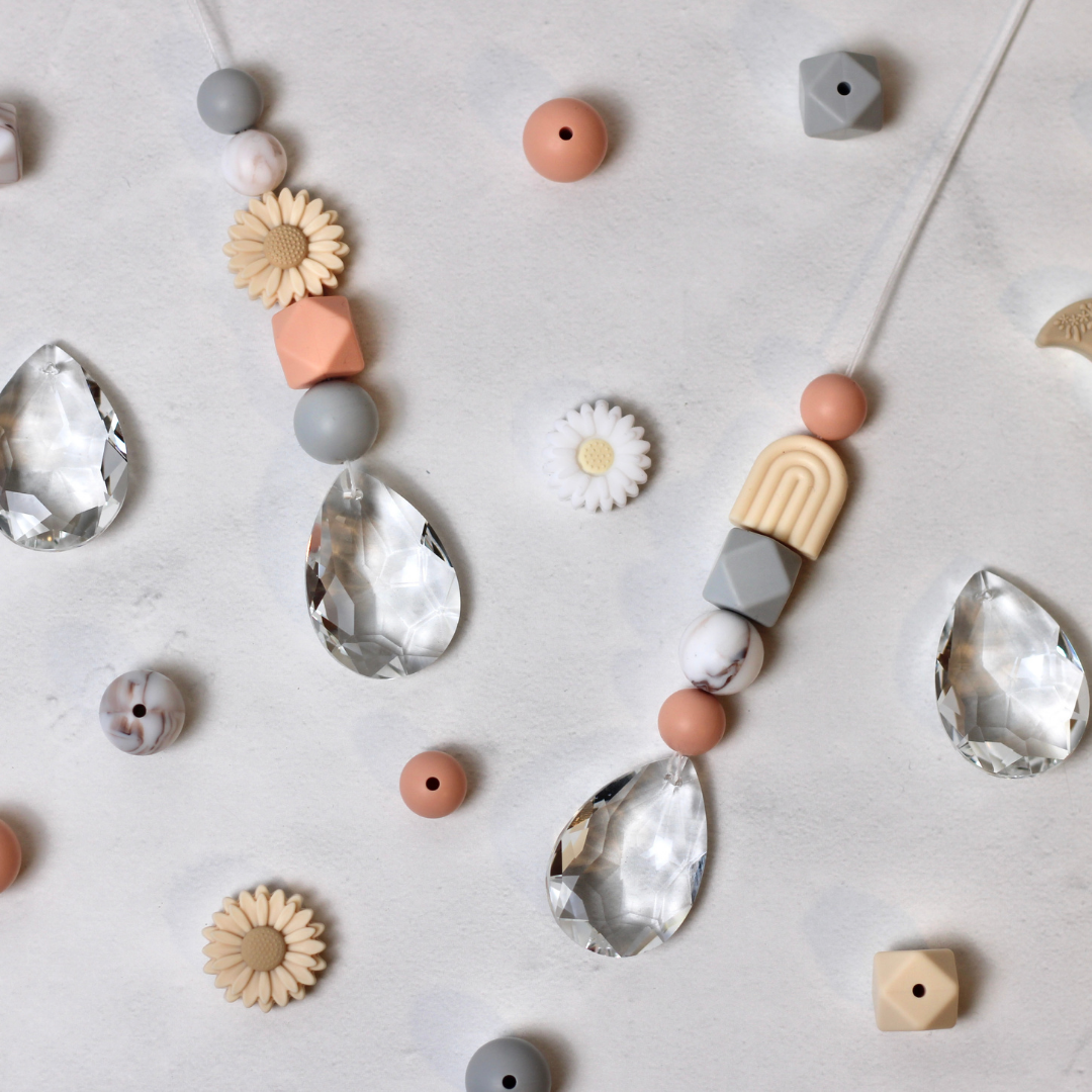 Sonnenfänger DIY Set – 10x Bastelset mit Kristallen, Perlen & Faden - Boho