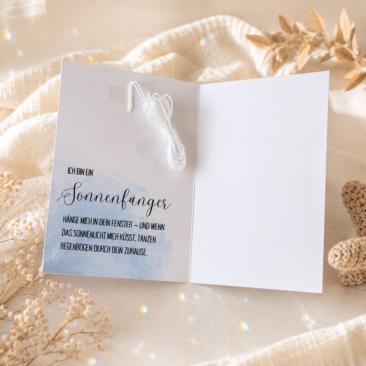 Karte zur Geburt/Taufe mit Sonnenfänger - Baby Blau Regenbogen Geburtsgeschenk Taufgeschenk