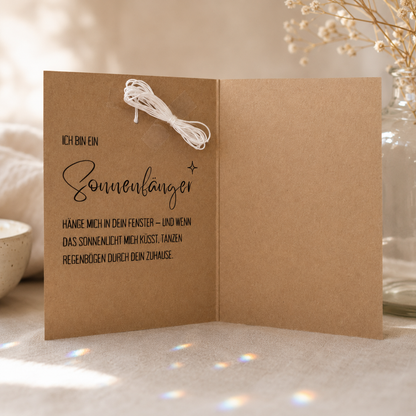 Geburtstagskarte “Happy Birthday" mit handgemachtem Sonnenfänger als Geschenk