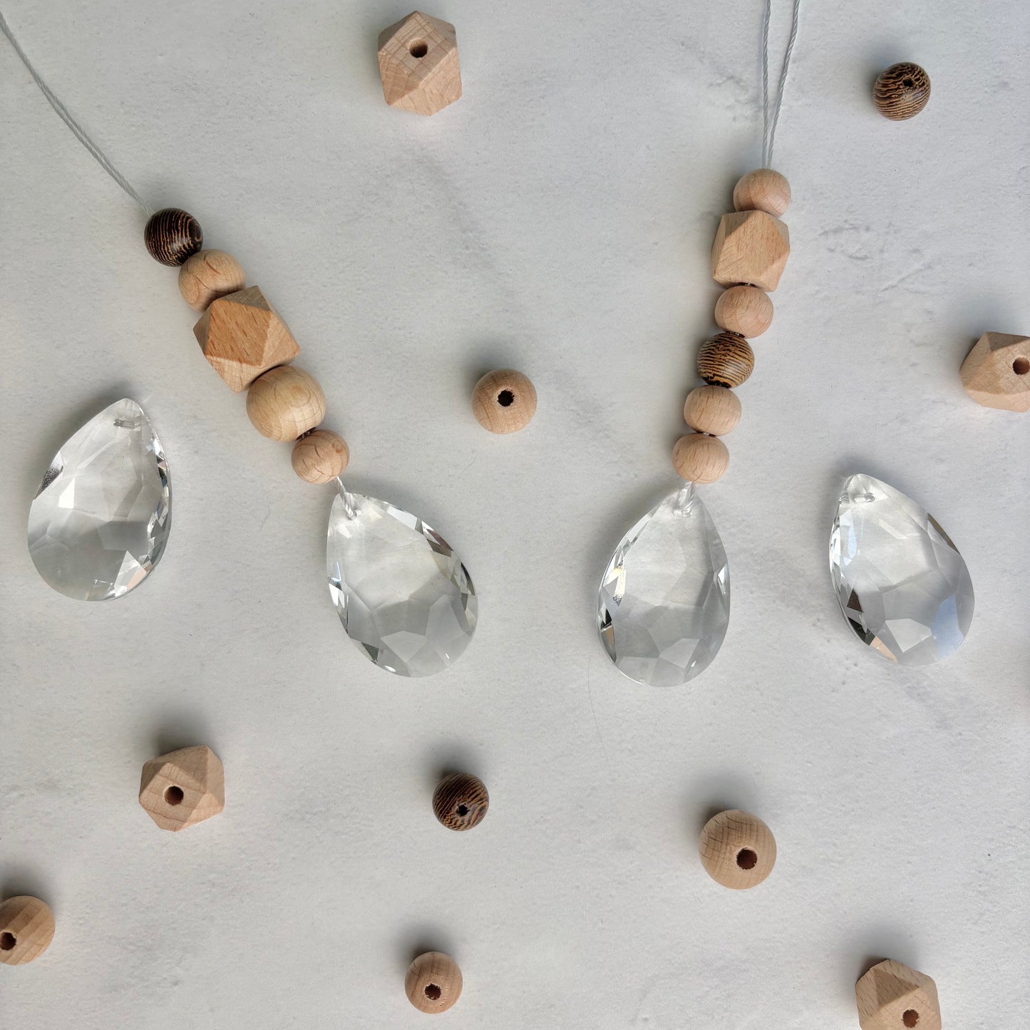 Sonnenfänger DIY Set – 10x Bastelset mit Kristallen, Perlen & Faden - Holzperlen