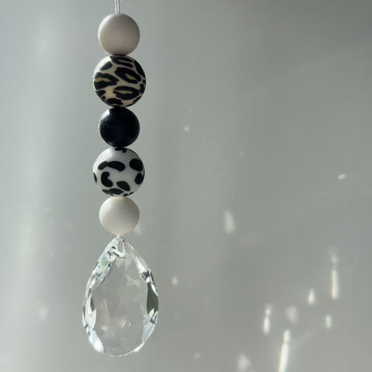 Sonnenfänger DIY Set – 10x Bastelset mit Kristallen, Perlen & Faden - Safari