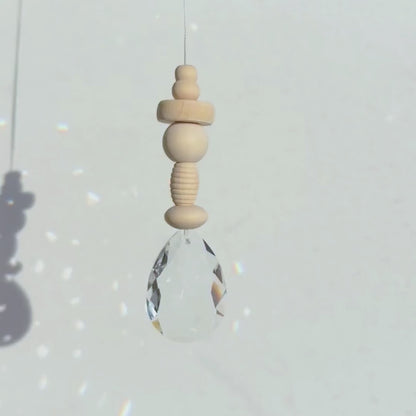 Sonnenfänger DIY Set – 10x Bastelset mit Kristallen, Perlen & Faden - Holzperlen Hell