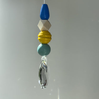 Sonnenfänger DIY Set – 10x Bastelset mit Kristallen, Perlen & Faden - Bunt